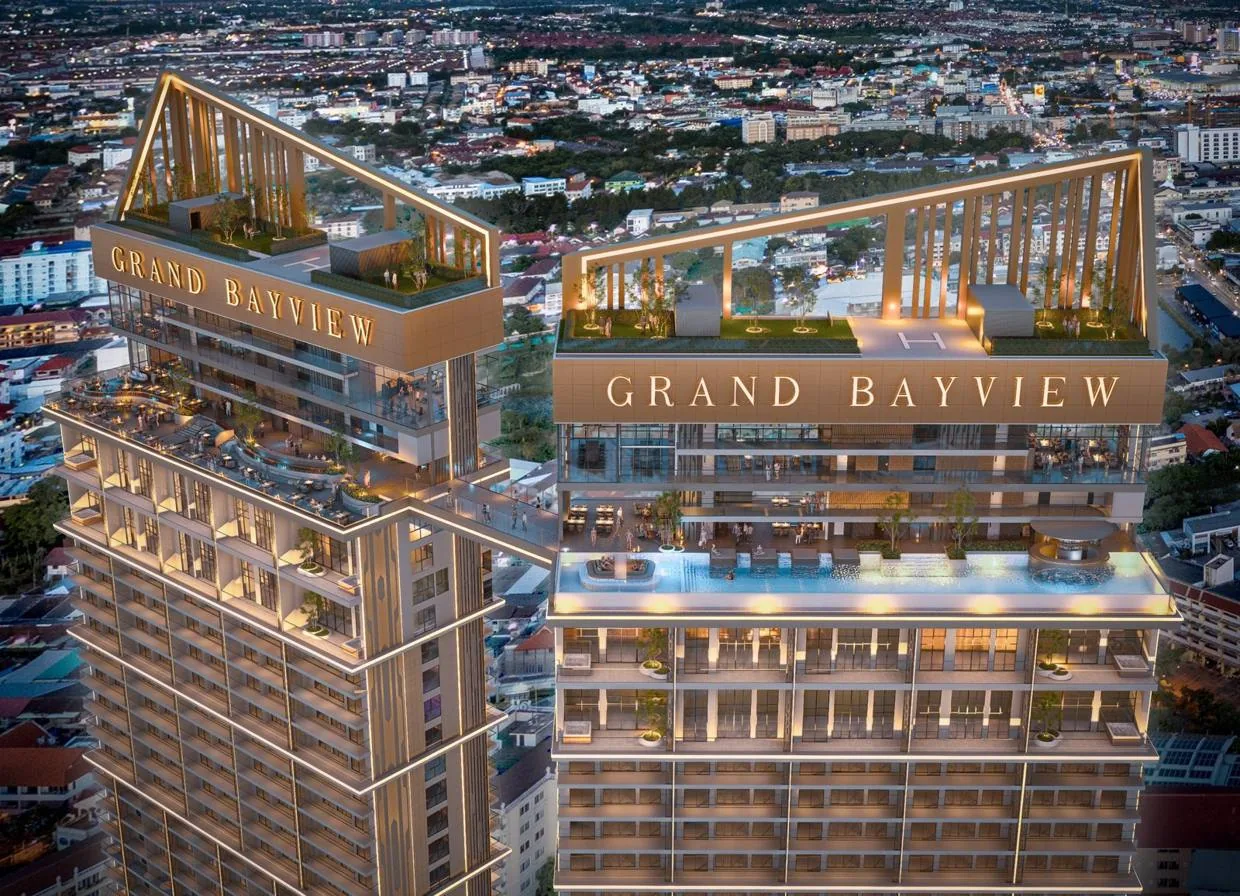 Buitenaanzicht des Gebäudes, Grand Bay View, Pattaya City — Sky Thai Property